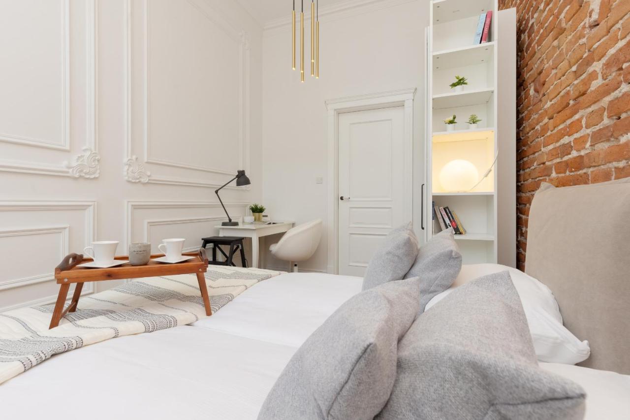 Apartment Strzelecka Old Town Cracow By Renters Prestige Cracóvia Exterior foto
